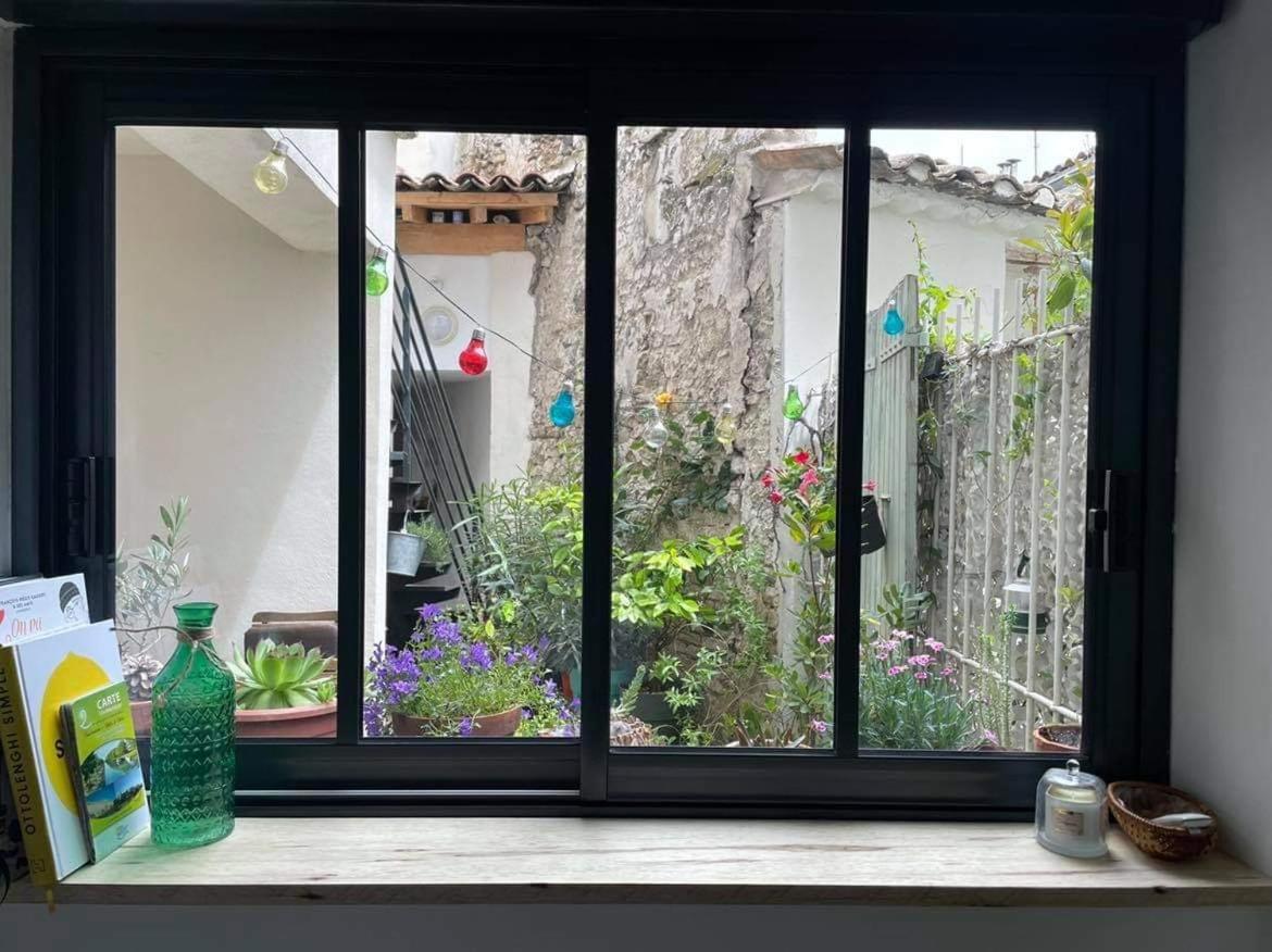 Appartement Au Centre De La Venise Provencale LʼIsle-sur-la-Sorgue Exterior foto